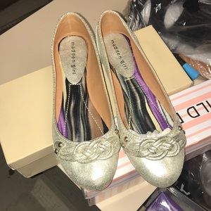 Madden girl gold flat